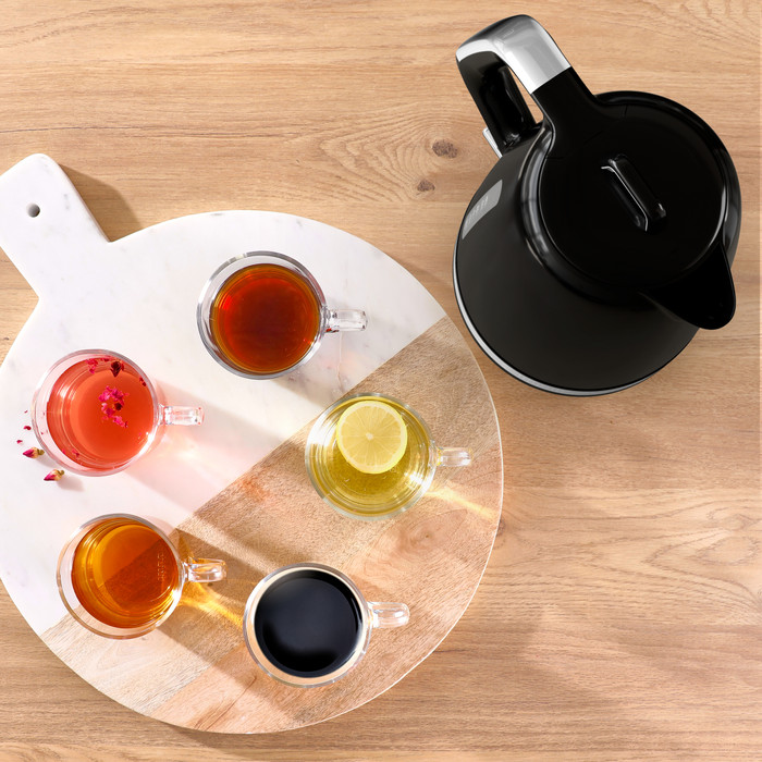 Tefal Soleil KO3558 1.7L Black product in gebruik