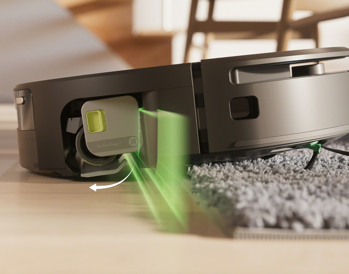 iRobot Roomba Max 705 Combo + Black detail