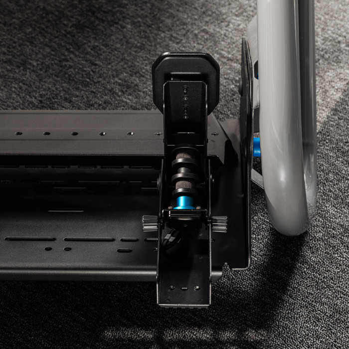 Logitech G RS50 Systeem Xbox & PC + RS pedalen product in gebruik