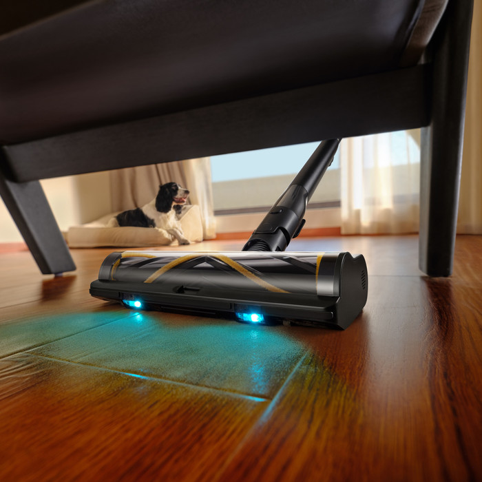 Dreame V20 Pro product in use