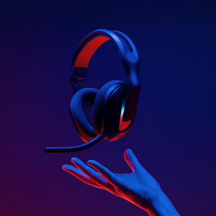 Logitech G Astro A20 X LIGHTSPEED Black product in use