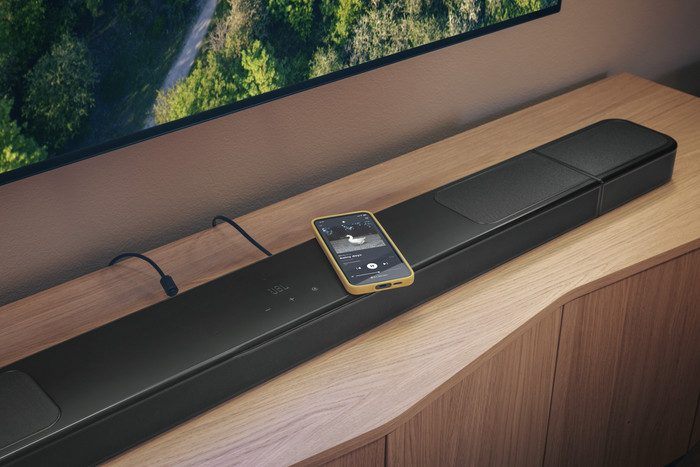 JBL Bar 1300 M2 Zwart product in gebruik