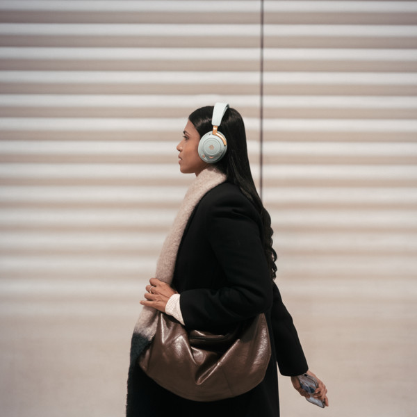 SteelSeries Arctis Nova Elite Sage & Gold product in use