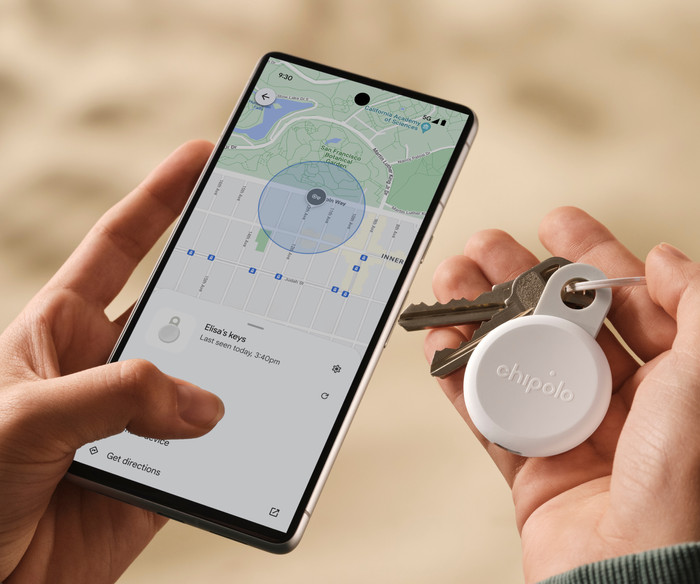 Chipolo LOOP Wit product in gebruik