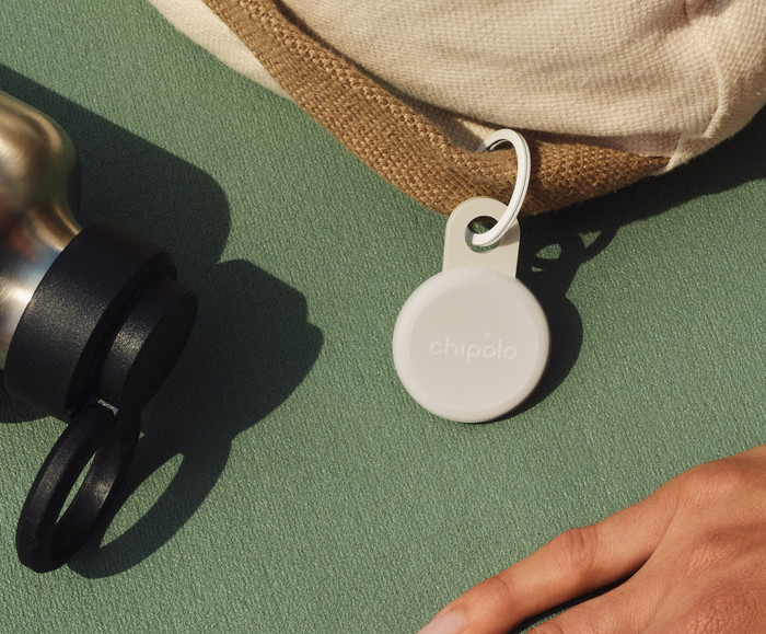 Chipolo LOOP Wit product in gebruik