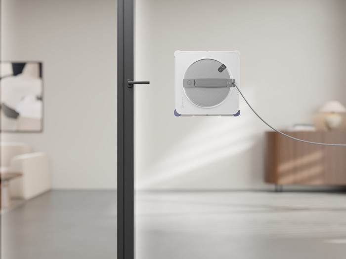 Ecovacs WINBOT W2S OMNI product in gebruik