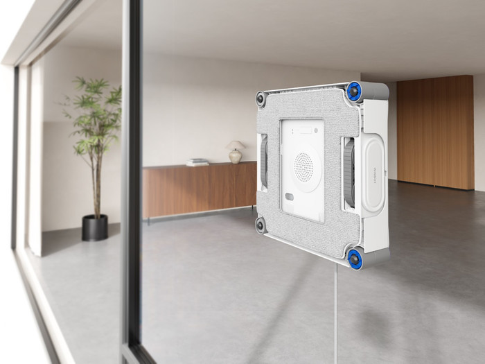 Ecovacs WINBOT W2S product in gebruik