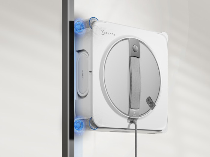 Ecovacs WINBOT W2S product in gebruik