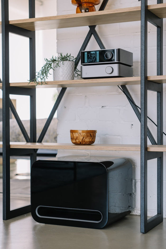 WiiM Amp Ultra Grijs product in gebruik