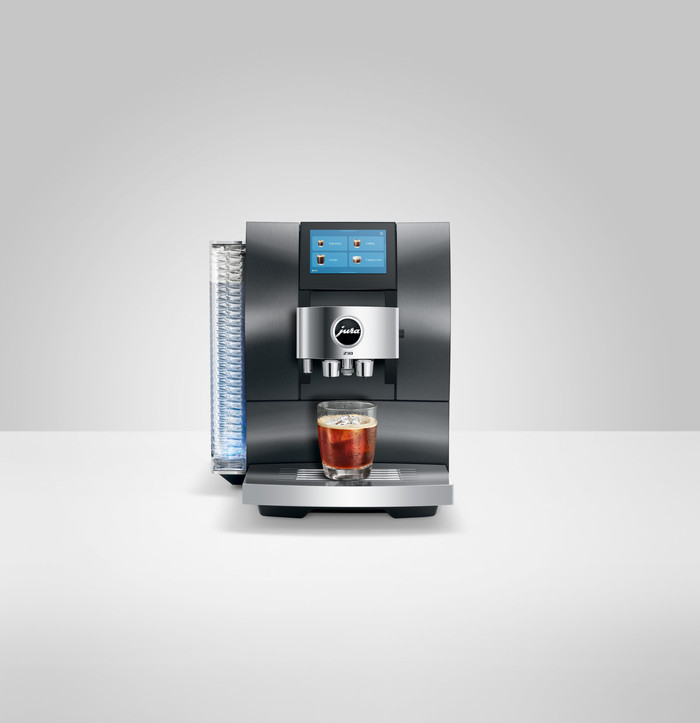 JURA Z10 Aluminum Black (EB) product in use