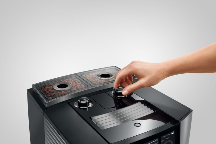 JURA J10 twin Diamond Onyx (EA) detail