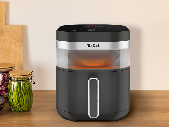 Tefal Infrared EY832H product in use