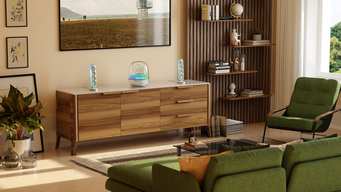 Harman Kardon SoundSticks 5 White product in use