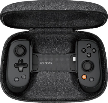 Backbone Universal Travel Case product in use