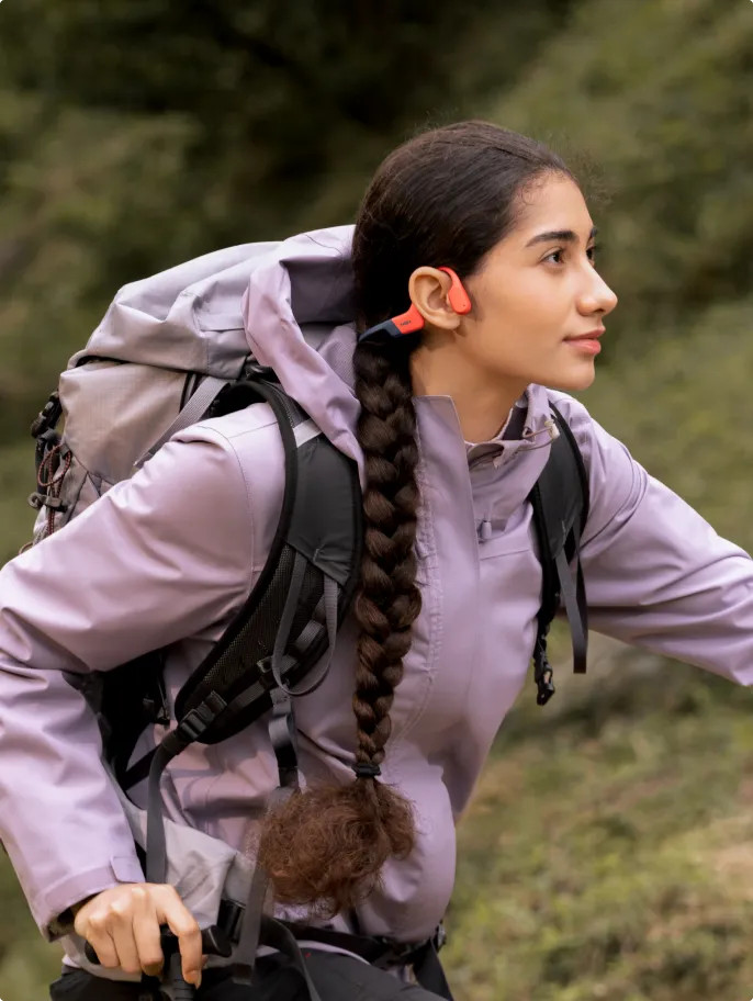 Shokz OpenSwim Pro USB-C Rood product in gebruik