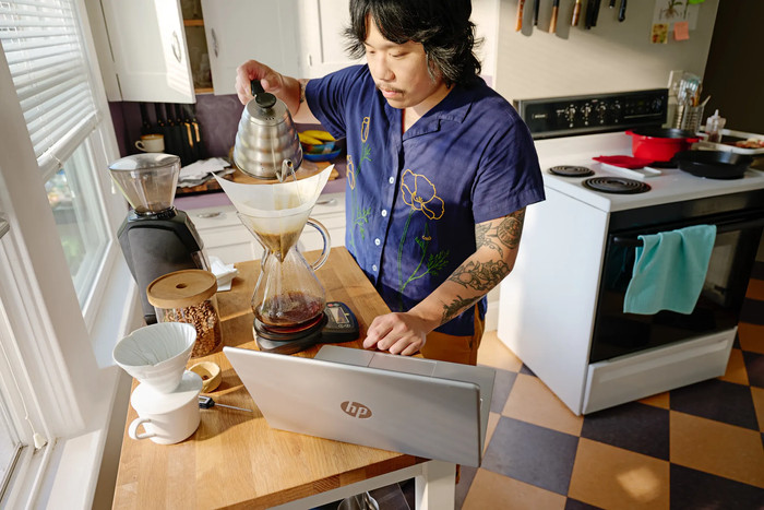 HP Laptop 15-fc0975nd product in gebruik