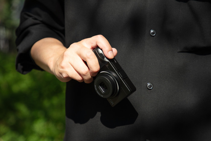 RICOH GR IV product in gebruik