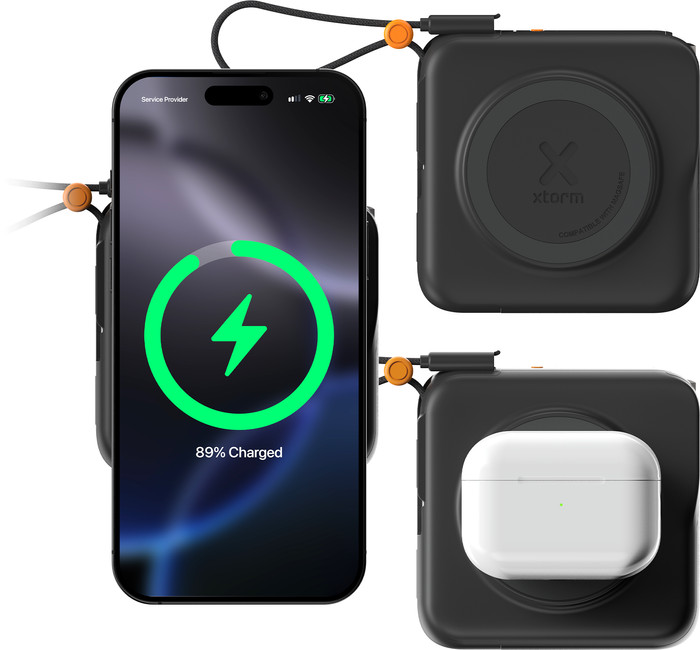 Xtorm TravelPro 30W 3-in-1 MagSafe Power Bank 10,000mAh Black product in use