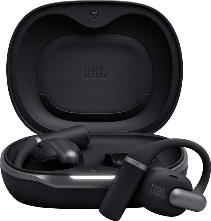 JBL Sense Pro Black + BlueBuilt Quick Charge Charger detail