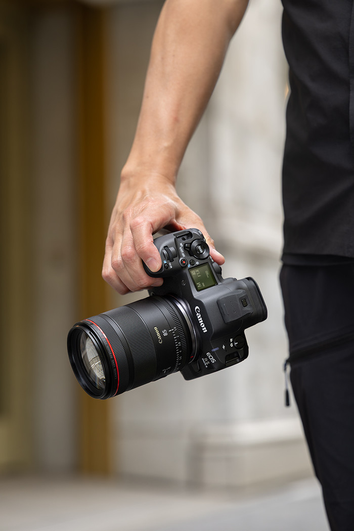Canon RF 85mm f/1.4L VCM product in gebruik