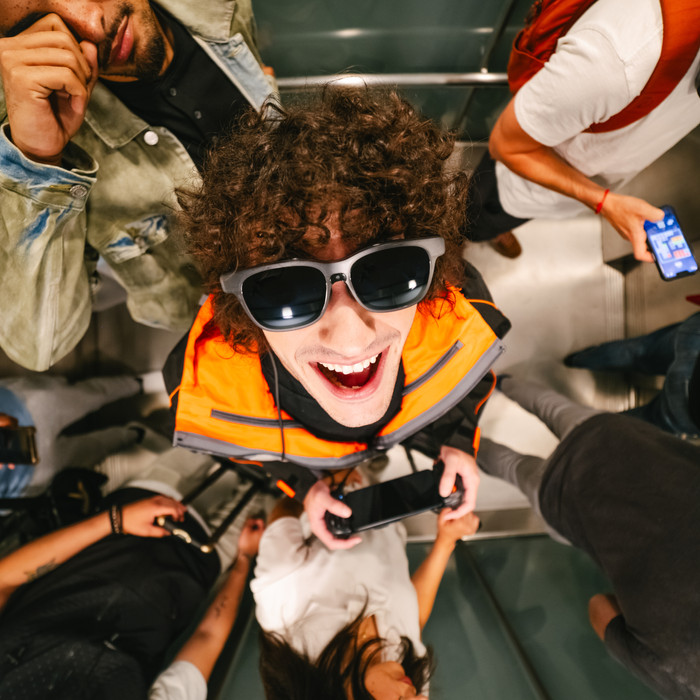 VITURE Luma Pro XR Glasses product in gebruik