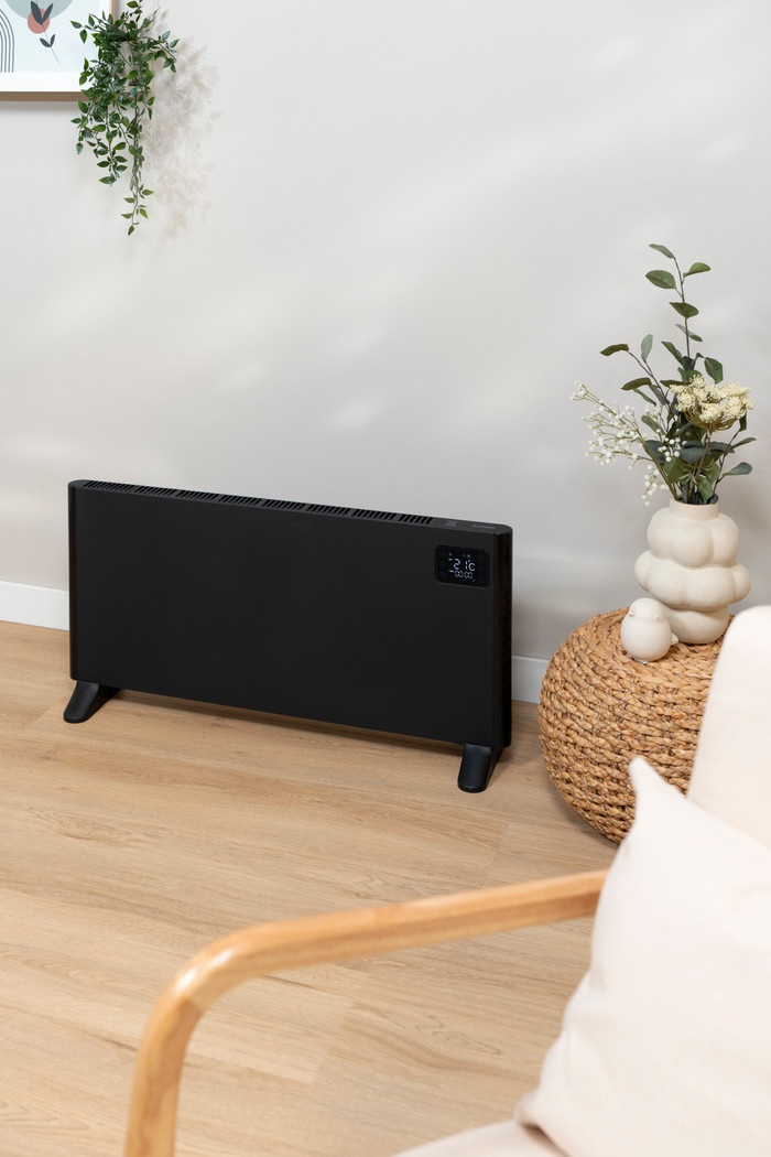 Eurom Alutherm 1500 WiFi Black product in use