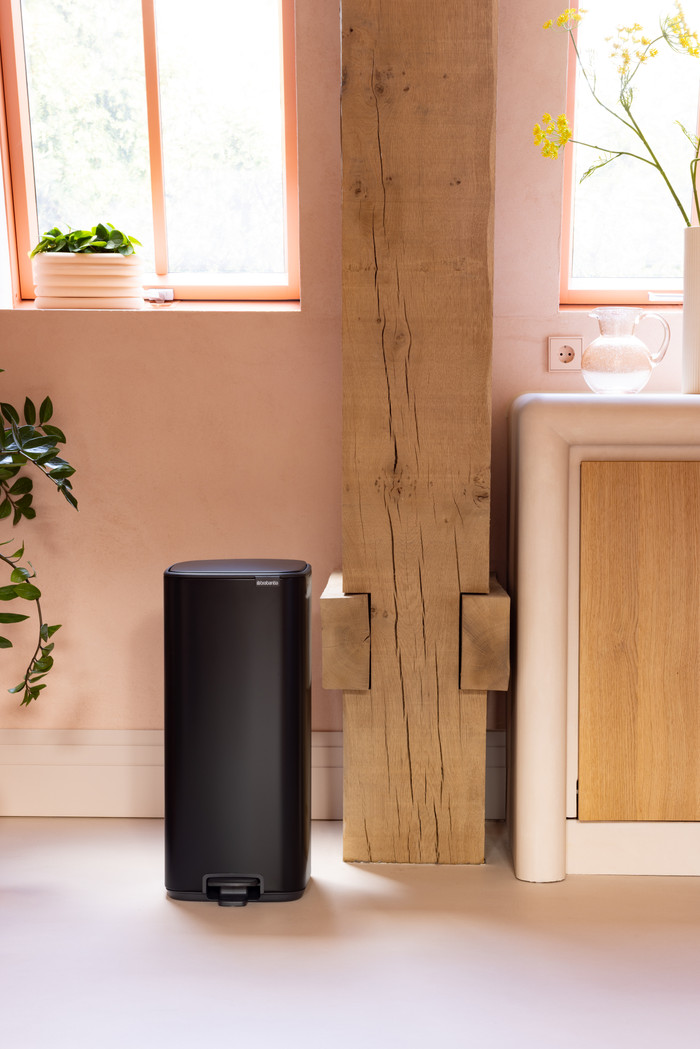 Brabantia Bo Pedal Bin 30L Matte Black product in use