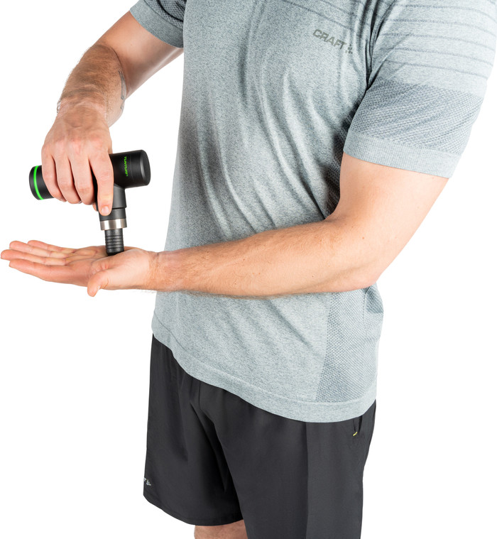 Tunturi Massage Gun Mini product in use