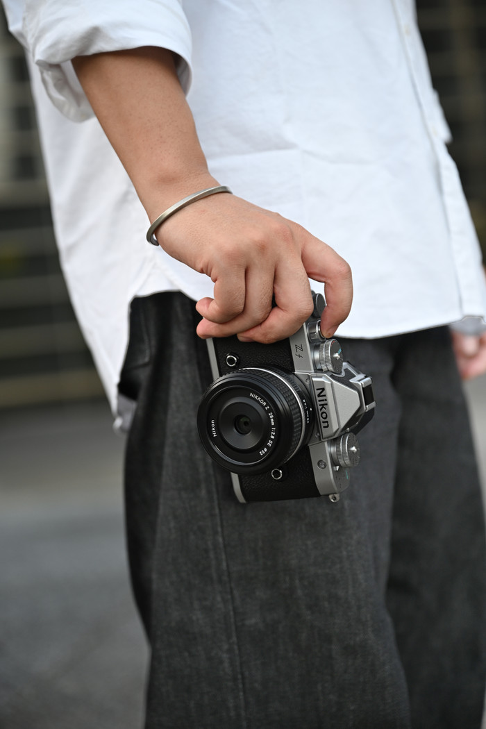 Nikon Z f Body Zilver visual leverancier