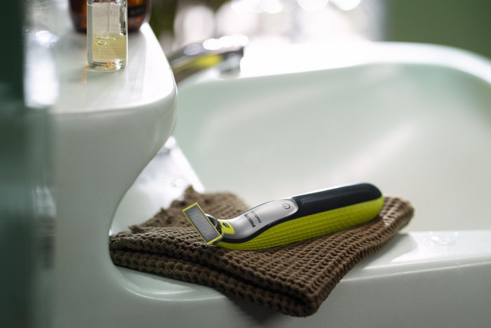 Philips OneBlade 360 Face QP2734/31 product in gebruik