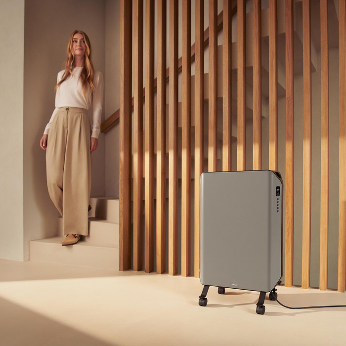 Duux Edge Olie Radiator 2000W Grijs product in gebruik