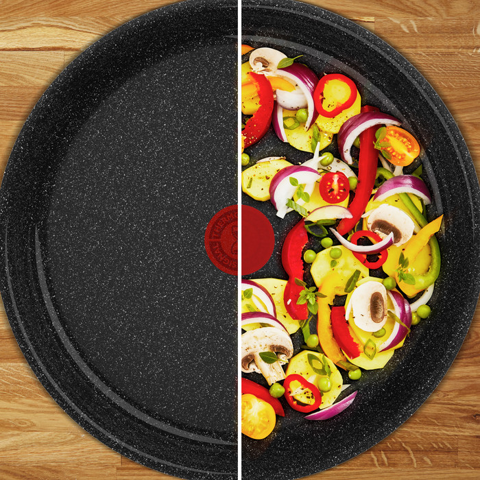 Tefal Ingenio Intens Ceram Cookware Set 9-piece product in use