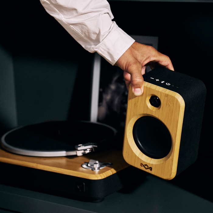 House of Marley Get Together Duo 2 product in gebruik