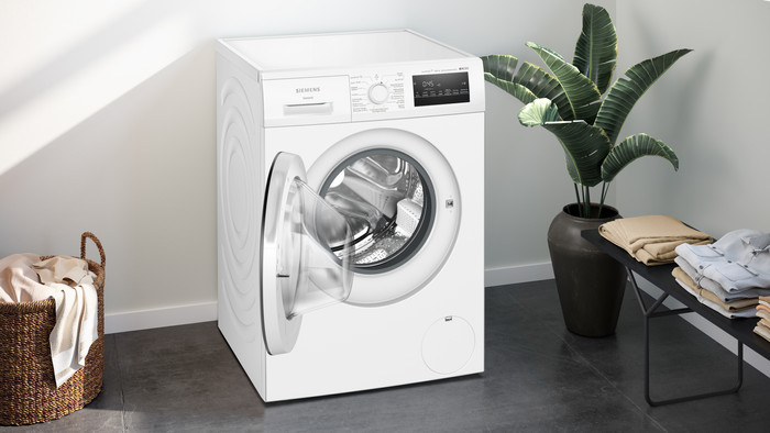 Siemens WM14N27XFG smartFinish product in use