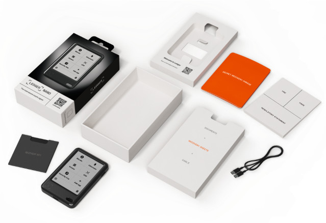 Ledger Nano Gen 5 including Recovery Key - Black accessory