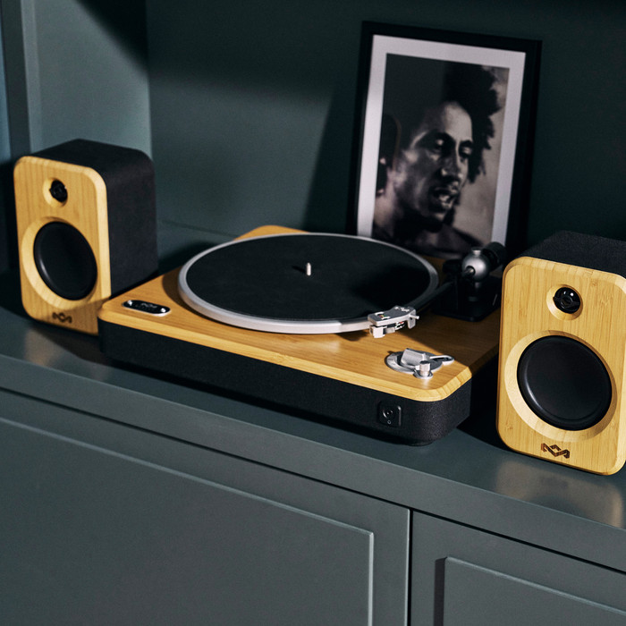 House of Marley Stir It Up 2 TT + Speakers product in gebruik