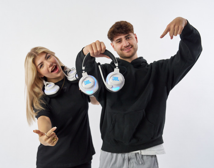 JBL Quantum 910 P Wireless product in gebruik