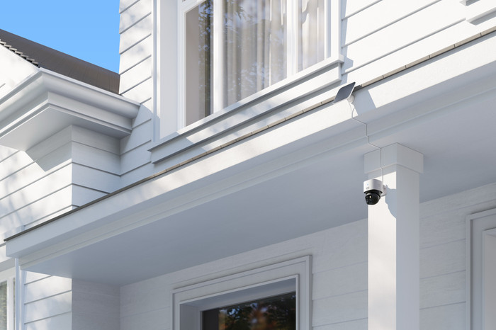 Eufy Solo Cam S340 product in use