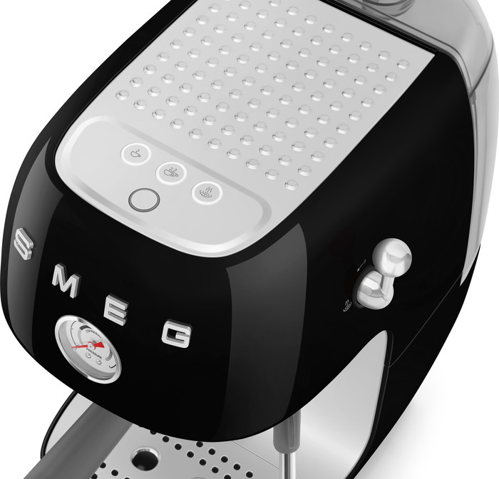 SMEG ECF03BLEU Zwart detail