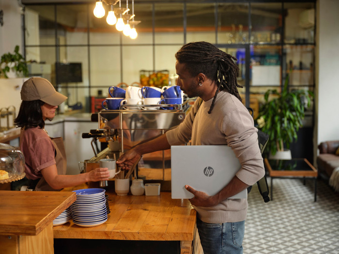 HP OmniBook 5 16-bc1975nd product in gebruik