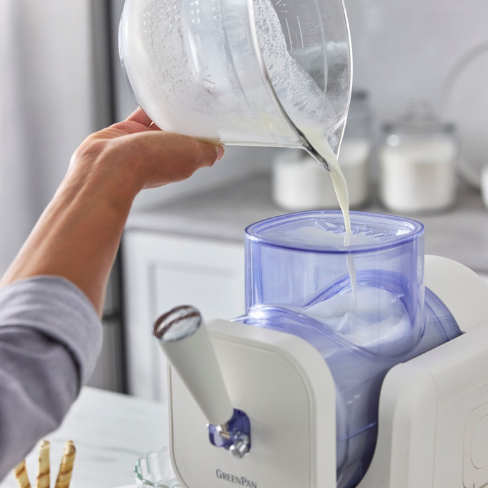 Greenpan FROST Cream product in gebruik