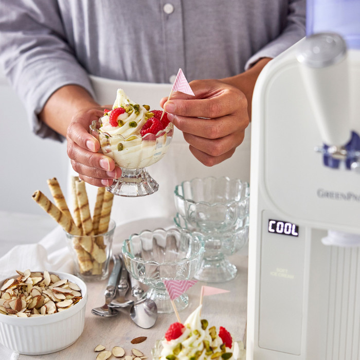 Greenpan FROST Cream product in gebruik