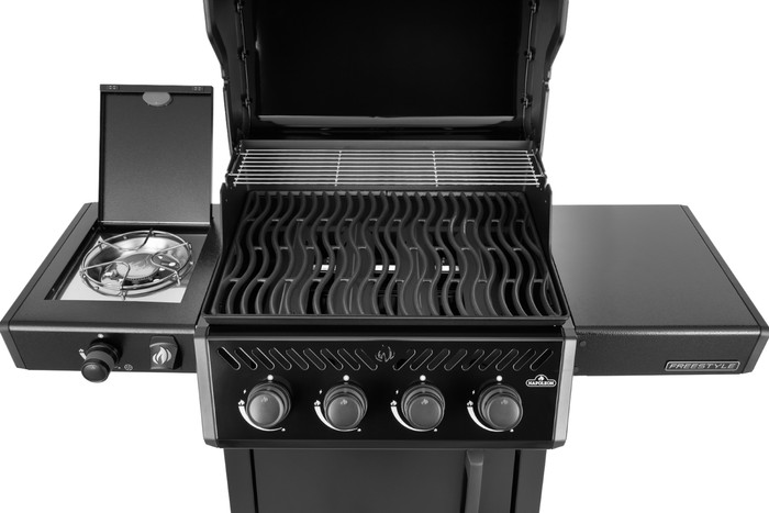 Napoleon Freestyle 425 SB Zwart detail