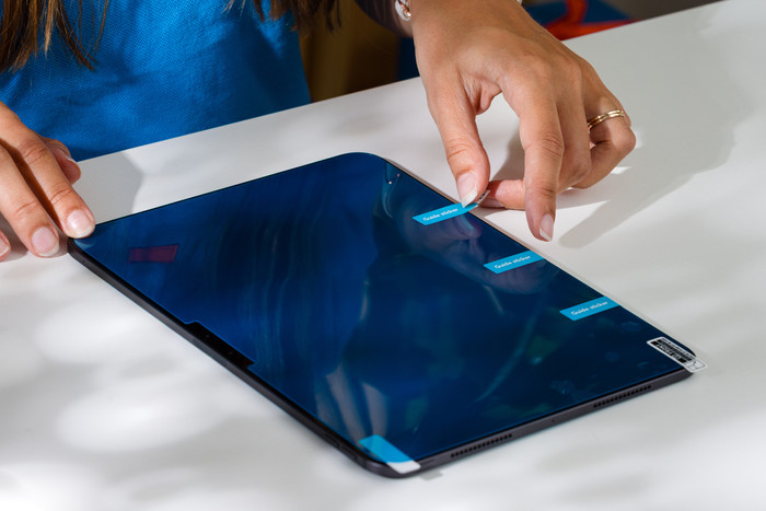 BlueBuilt Apple iPad Air (2025/2024) 11 inch Paperfeel Screenprotector product in gebruik