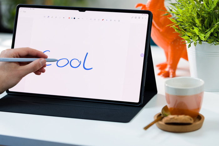 BlueBuilt Samsung Galaxy Tab S10 Plus / Tab S9 Plus / Tab S9 FE Plus Book Case Black product in use