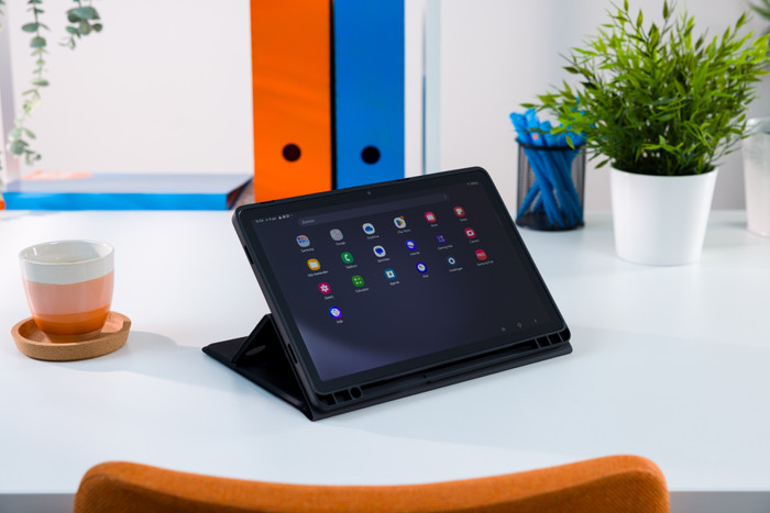 Samsung Galaxy Tab A9 Plus 11 inches 128GB WiFi Silver + BlueBuilt Keyboard Cover QWERTY product in use