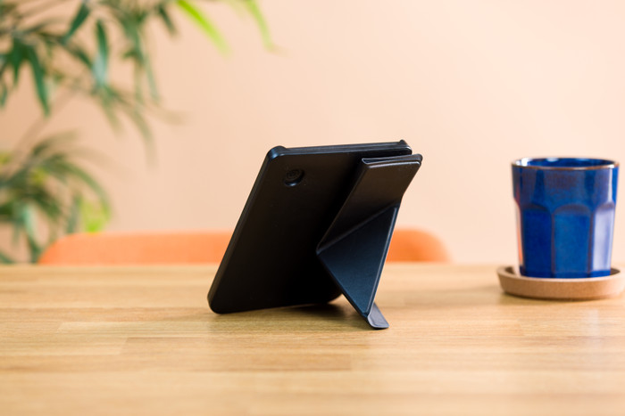 BlueBuilt Kobo Clara BW / Colour Book Case Zwart product in gebruik