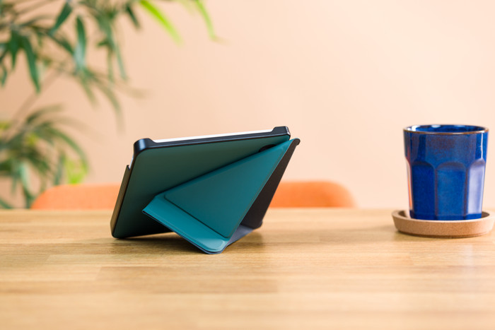 BlueBuilt Kobo Libra Colour Book Case Groen product in gebruik