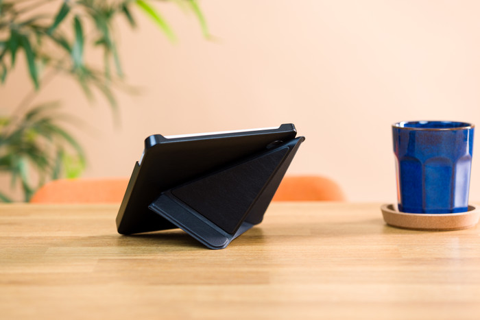 BlueBuilt Kobo Libra Colour Book Case Black product in use