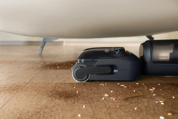 Tineco S7 Stretch product in use